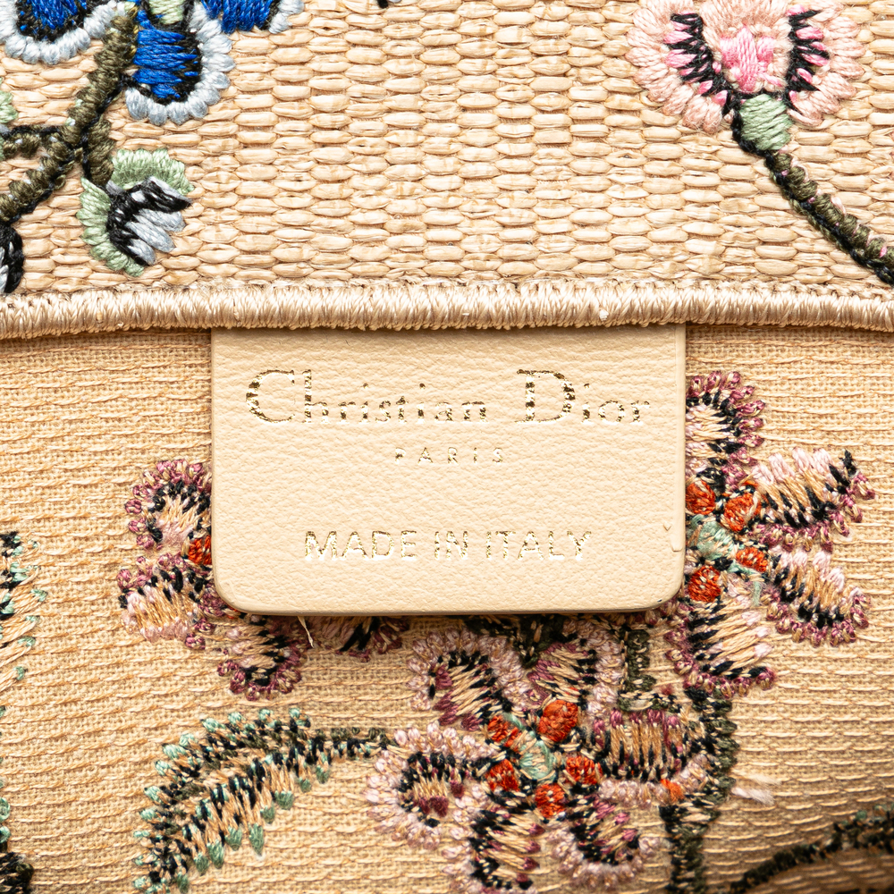 DIOR Medium Petite Fleurs Raffia Book Tote Tote Bag - Picture 5 of 7